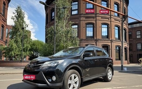 Toyota RAV4, 2014 год, 1 950 000 рублей, 6 фотография