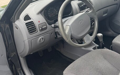 Hyundai Accent II, 2004 год, 400 000 рублей, 9 фотография