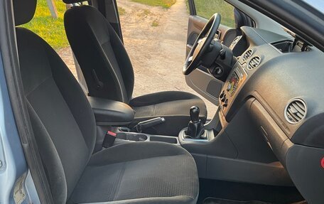 Ford Focus II рестайлинг, 2006 год, 550 000 рублей, 23 фотография