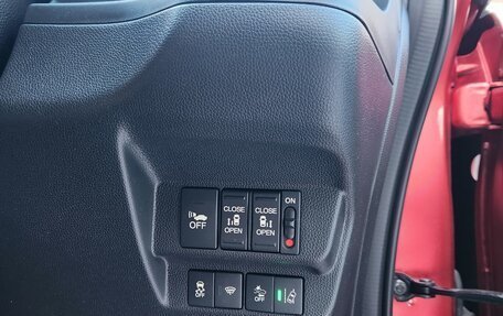 Honda Freed II, 2018 год, 1 600 000 рублей, 7 фотография