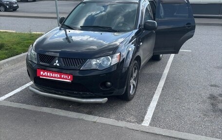 Mitsubishi Outlander III рестайлинг 3, 2008 год, 1 050 000 рублей, 10 фотография