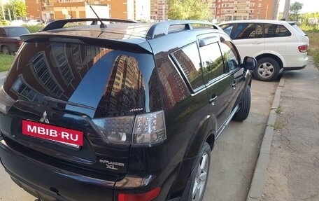 Mitsubishi Outlander III рестайлинг 3, 2008 год, 1 050 000 рублей, 4 фотография