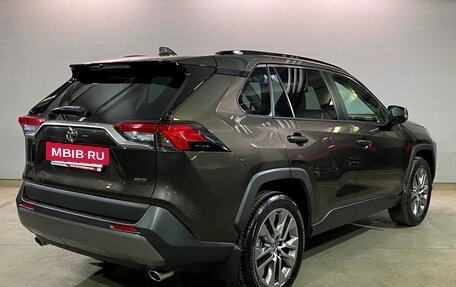 Toyota RAV4, 2022 год, 2 520 000 рублей, 3 фотография