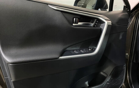 Toyota RAV4, 2022 год, 2 520 000 рублей, 18 фотография