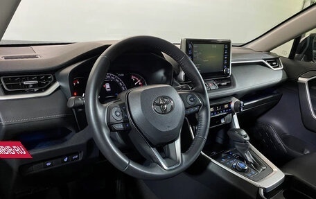 Toyota RAV4, 2022 год, 2 520 000 рублей, 15 фотография