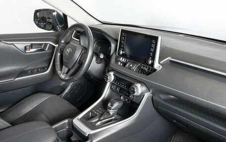 Toyota RAV4, 2022 год, 3 534 300 рублей, 4 фотография