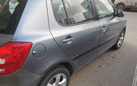 Skoda Fabia II, 2012 год, 650 000 рублей, 2 фотография