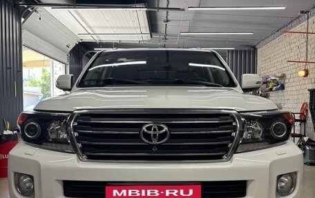 Toyota Land Cruiser 200, 2015 год, 4 450 000 рублей, 1 фотография