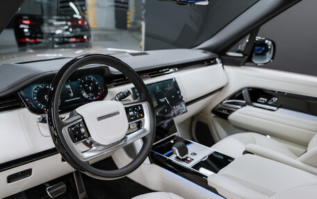 Land Rover Range Rover IV рестайлинг, 2025 год, 25 850 000 рублей, 9 фотография
