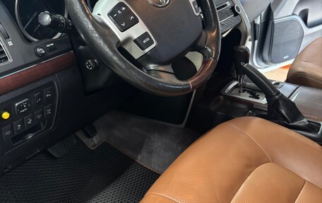 Toyota Land Cruiser 200, 2015 год, 4 450 000 рублей, 7 фотография