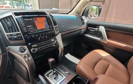 Toyota Land Cruiser 200, 2015 год, 4 450 000 рублей, 9 фотография