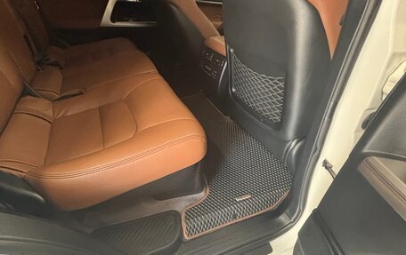 Toyota Land Cruiser 200, 2015 год, 4 450 000 рублей, 14 фотография