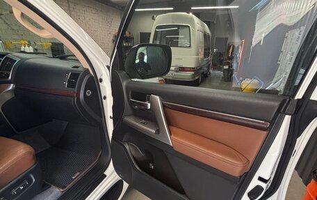 Toyota Land Cruiser 200, 2015 год, 4 450 000 рублей, 13 фотография
