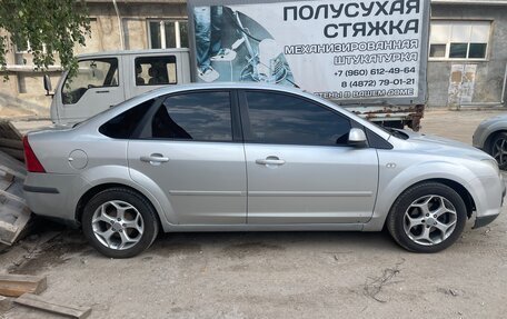 Ford Focus II рестайлинг, 2005 год, 550 000 рублей, 2 фотография