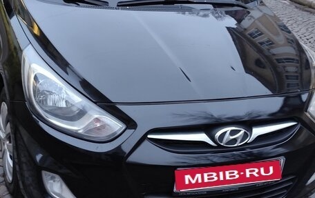 Hyundai Solaris II рестайлинг, 2011 год, 750 000 рублей, 1 фотография