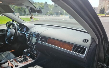 Volkswagen Touareg III, 2013 год, 2 540 557 рублей, 25 фотография