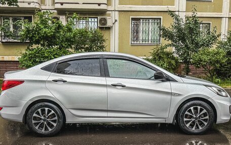 Hyundai Solaris II рестайлинг, 2013 год, 950 000 рублей, 8 фотография