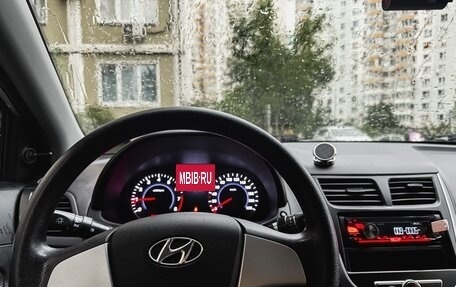 Hyundai Solaris II рестайлинг, 2013 год, 950 000 рублей, 35 фотография