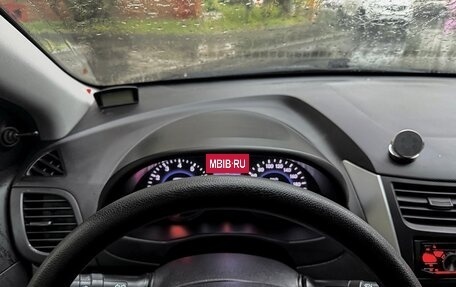 Hyundai Solaris II рестайлинг, 2013 год, 950 000 рублей, 33 фотография
