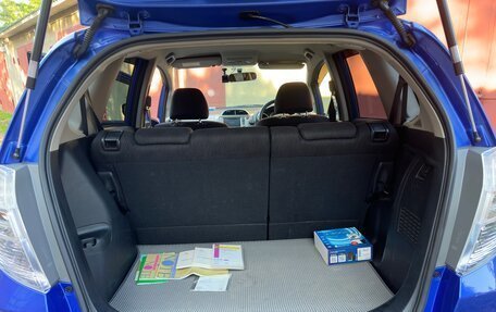 Honda Fit III, 2010 год, 900 000 рублей, 11 фотография