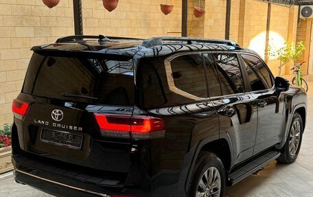 Toyota Land Cruiser, 2022 год, 9 800 000 рублей, 2 фотография