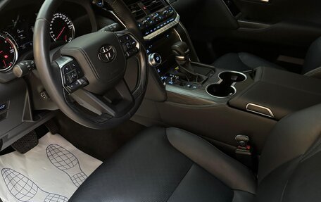 Toyota Land Cruiser, 2022 год, 9 800 000 рублей, 17 фотография