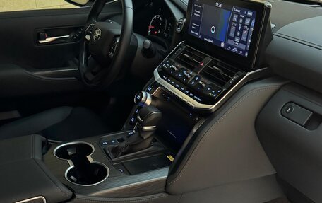 Toyota Land Cruiser, 2022 год, 9 800 000 рублей, 23 фотография