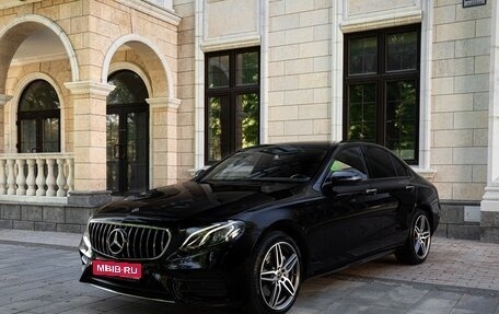 Mercedes-Benz E-Класс, 2018 год, 4 290 000 рублей, 1 фотография
