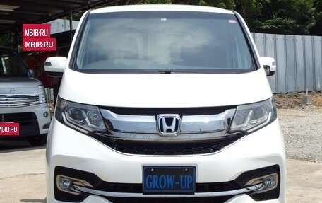 Honda Stepwgn IV, 2017 год, 1 650 000 рублей, 3 фотография