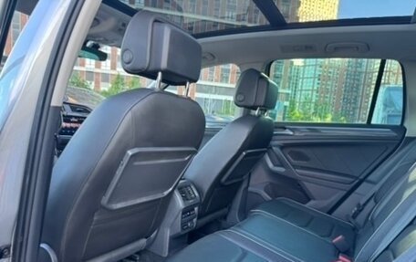 Volkswagen Tiguan II, 2018 год, 3 150 000 рублей, 5 фотография