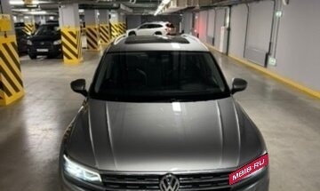 Volkswagen Tiguan II, 2018 год, 3 150 000 рублей, 15 фотография