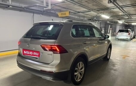 Volkswagen Tiguan II, 2018 год, 3 150 000 рублей, 19 фотография