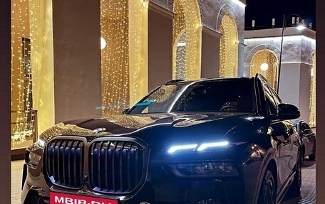 BMW X7, 2023 год, 18 340 996 рублей, 2 фотография