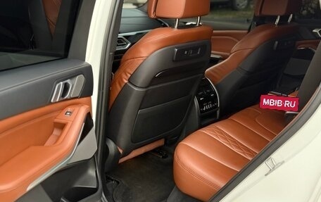 BMW X5, 2018 год, 5 490 000 рублей, 29 фотография