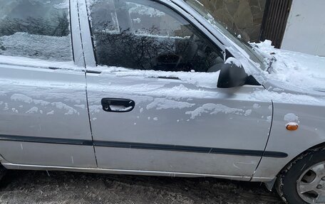 Hyundai Accent II, 2005 год, 390 000 рублей, 23 фотография