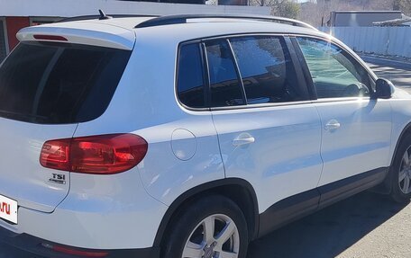 Volkswagen Tiguan I, 2015 год, 1 300 000 рублей, 2 фотография