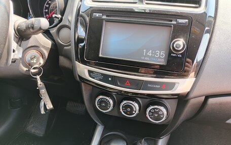 Mitsubishi ASX I рестайлинг, 2014 год, 1 320 000 рублей, 28 фотография