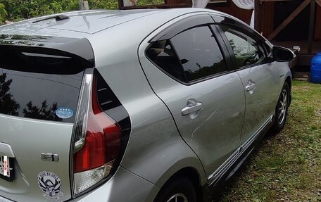 Toyota Aqua I, 2012 год, 800 000 рублей, 8 фотография