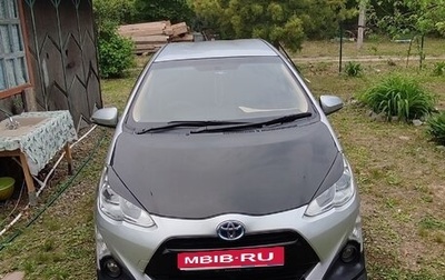 Toyota Aqua I, 2012 год, 800 000 рублей, 1 фотография