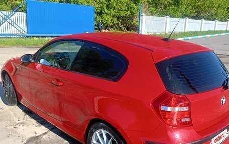 BMW 1 серия, 2009 год, 3 фотография