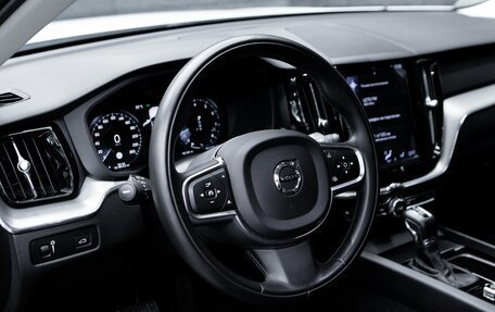 Volvo XC60 II, 2020 год, 4 580 000 рублей, 11 фотография