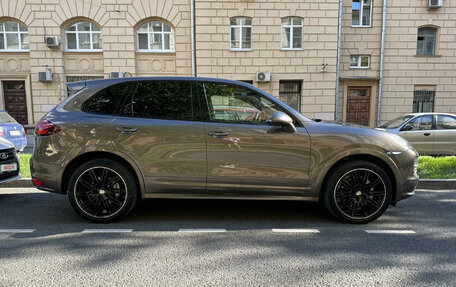 Porsche Cayenne III, 2011 год, 4 000 000 рублей, 3 фотография