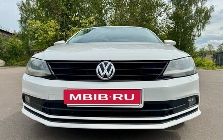 Volkswagen Jetta VI, 2015 год, 1 350 000 рублей, 5 фотография