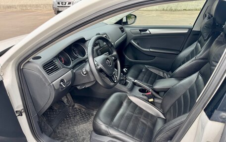 Volkswagen Jetta VI, 2015 год, 1 350 000 рублей, 12 фотография