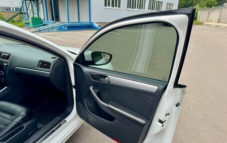 Volkswagen Jetta VI, 2015 год, 1 350 000 рублей, 18 фотография