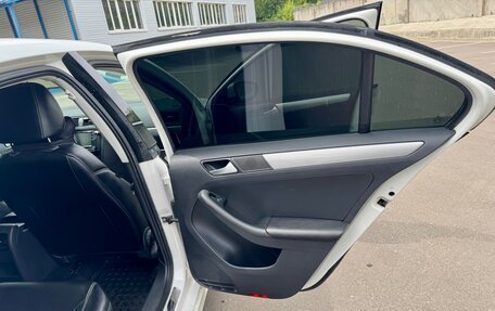Volkswagen Jetta VI, 2015 год, 1 350 000 рублей, 17 фотография