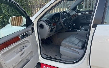 Volkswagen Touareg III, 2004 год, 1 250 000 рублей, 14 фотография