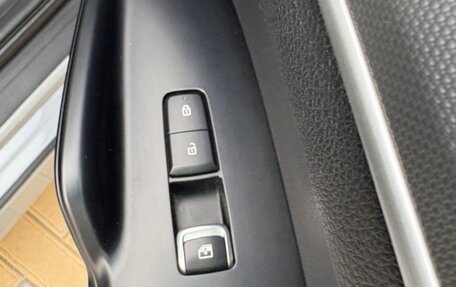 KIA K5, 2021 год, 2 400 000 рублей, 25 фотография