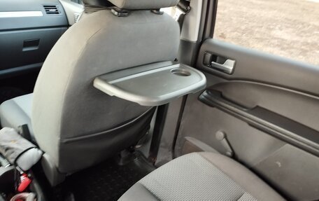 Ford C-MAX I рестайлинг, 2005 год, 435 000 рублей, 18 фотография