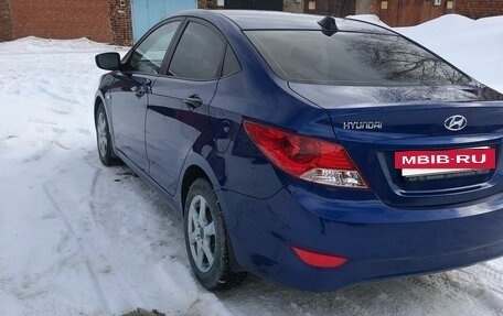 Hyundai Solaris II рестайлинг, 2012 год, 750 000 рублей, 3 фотография